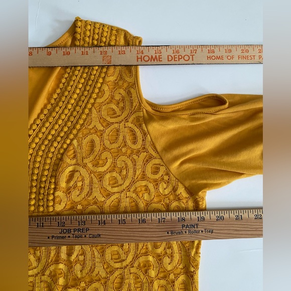 Shannon Ford New York Tunic Size L Mustard Embroidered Front Cold Shoulder - Picture 6 of 10